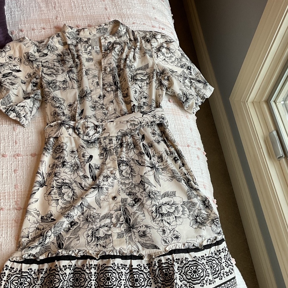 Floral Black and White dress